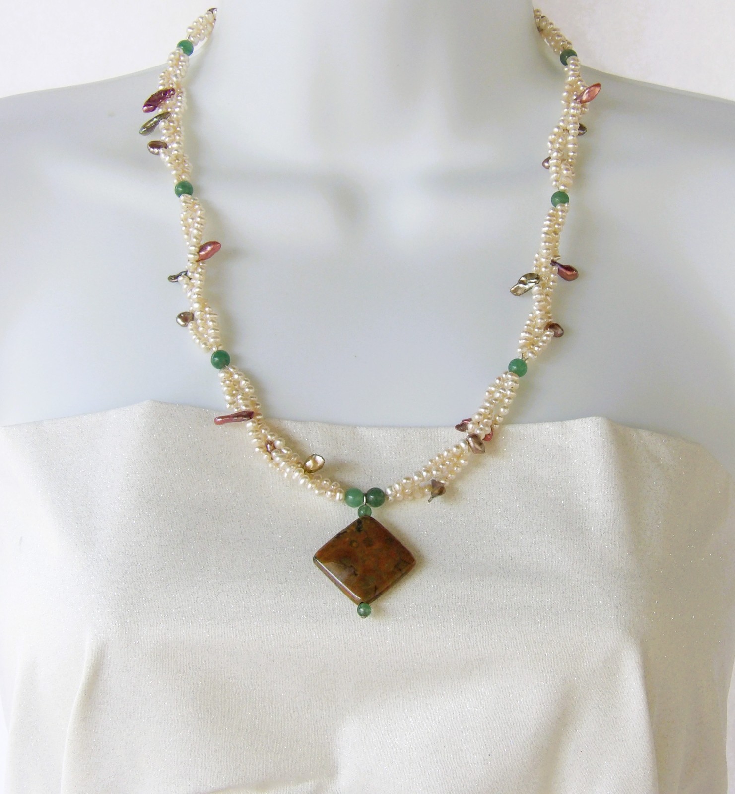 23 inches long Multicolor Aventurine & Genuine Freshwater Pearl Necklace NK958