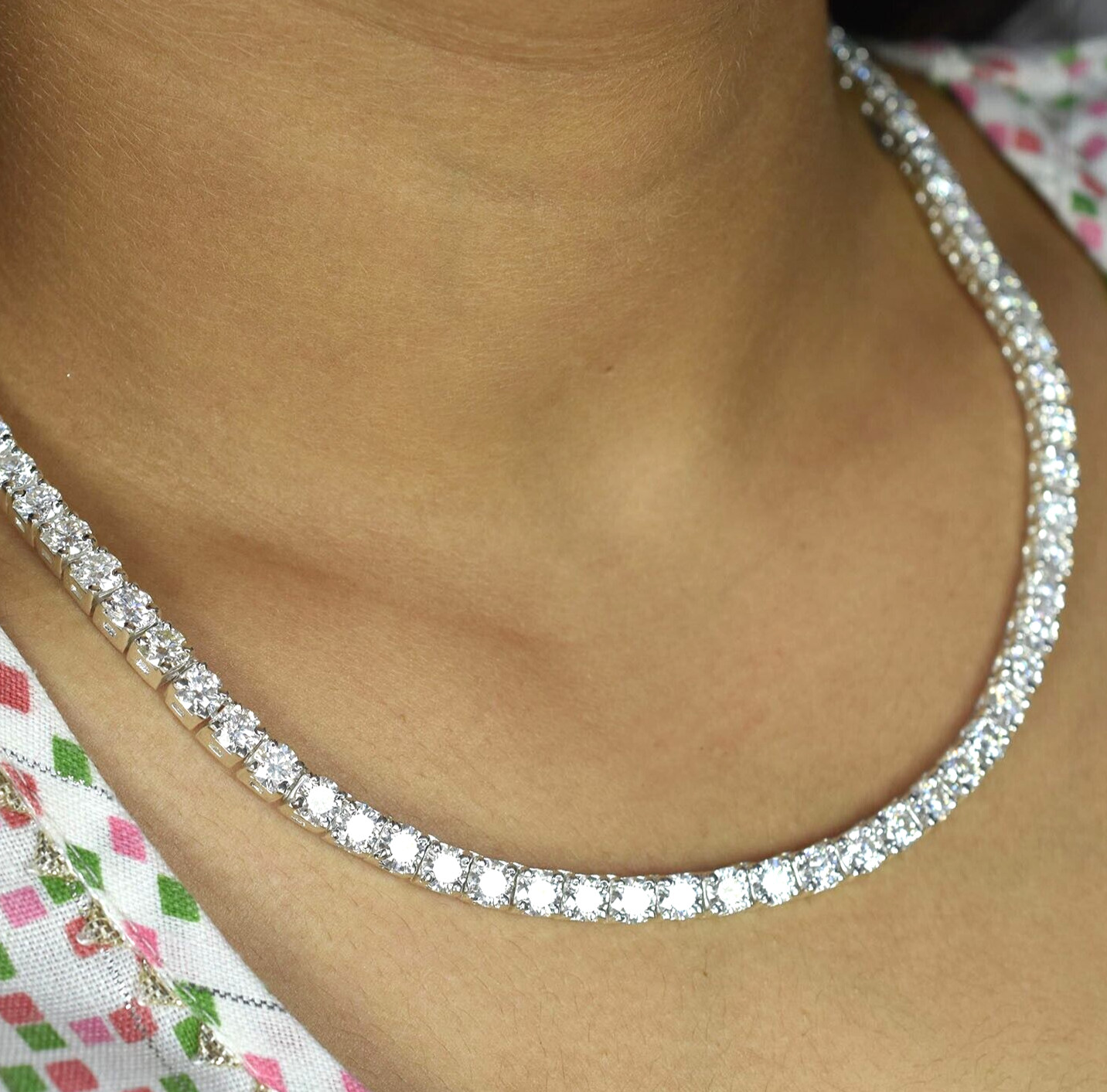 47 CT Gorgeous 18 inches White Diamond Tennis Necklace, Excellent Cut
