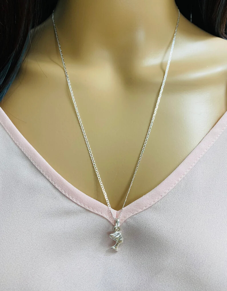 925 Sterling Silver Egyptian Queen Nefertiti Pendant / Necklace – SS734