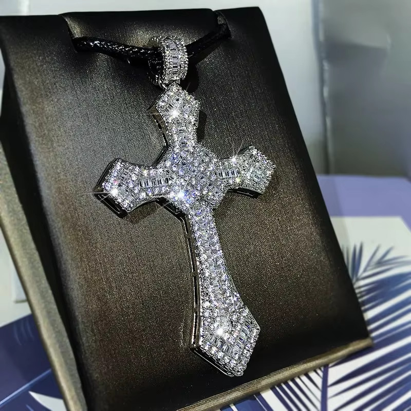 Classic Male and Female Hip-hop Cross Pendant Micro-inlaid 925 silver cross