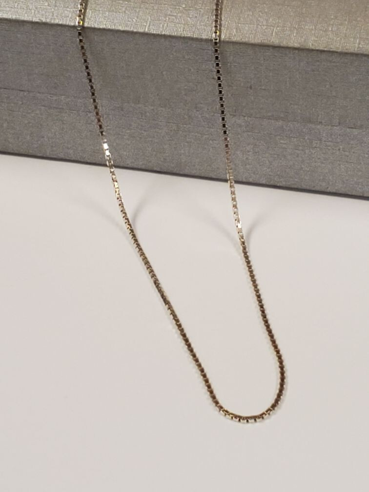 Sterling Silver 18″ Box Link Chain 2.2 Grams