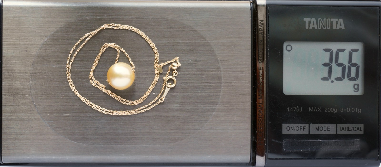 11.6mm Golden South Sea Pearl Pendant Necklace 18K Yellow Gold, 18″ Adjustable