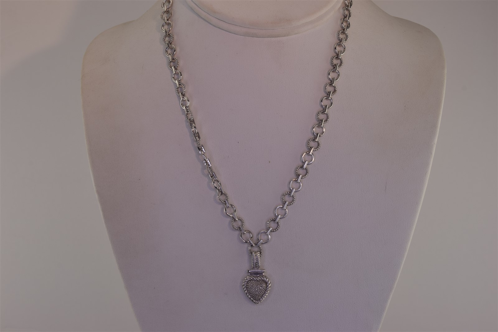 Heng Ngai Sterling Silver Diamond Accented Heart Cable Chain 925 Necklace 17″