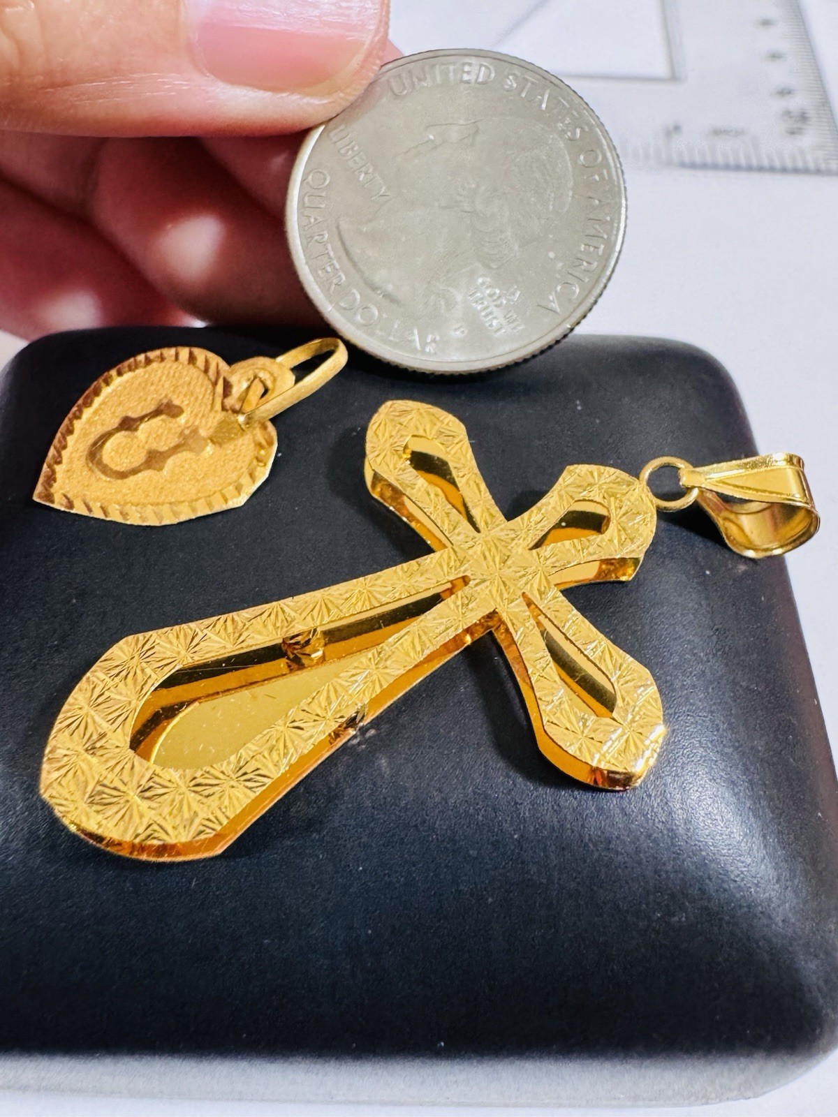 22K 916 Fine Real Gold Two Set U Heart & Cross Pendant 4.5g