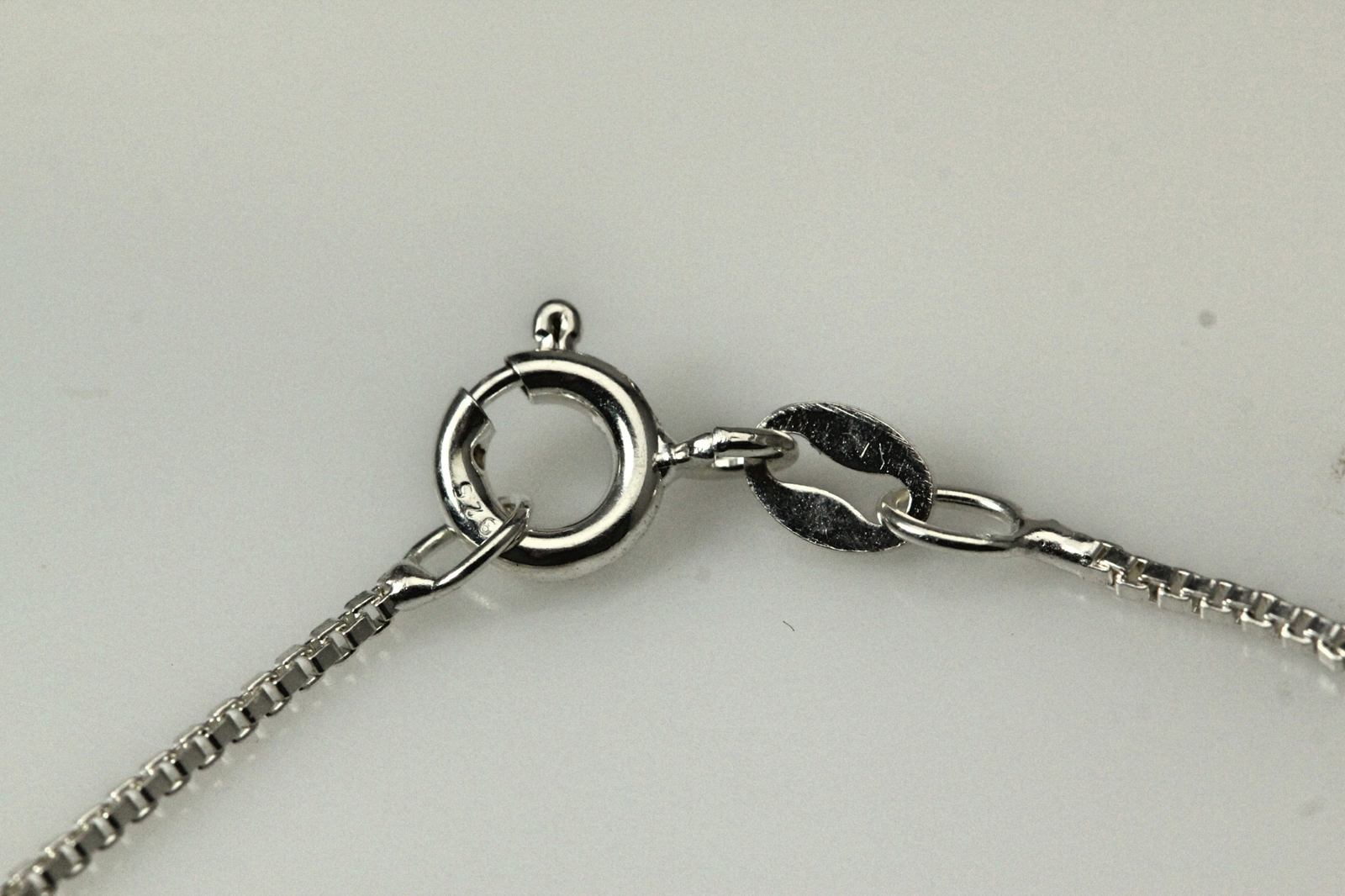 925 Sterling Silver 14″ Thin Box Chain 2.1 Grams (NEC4895)