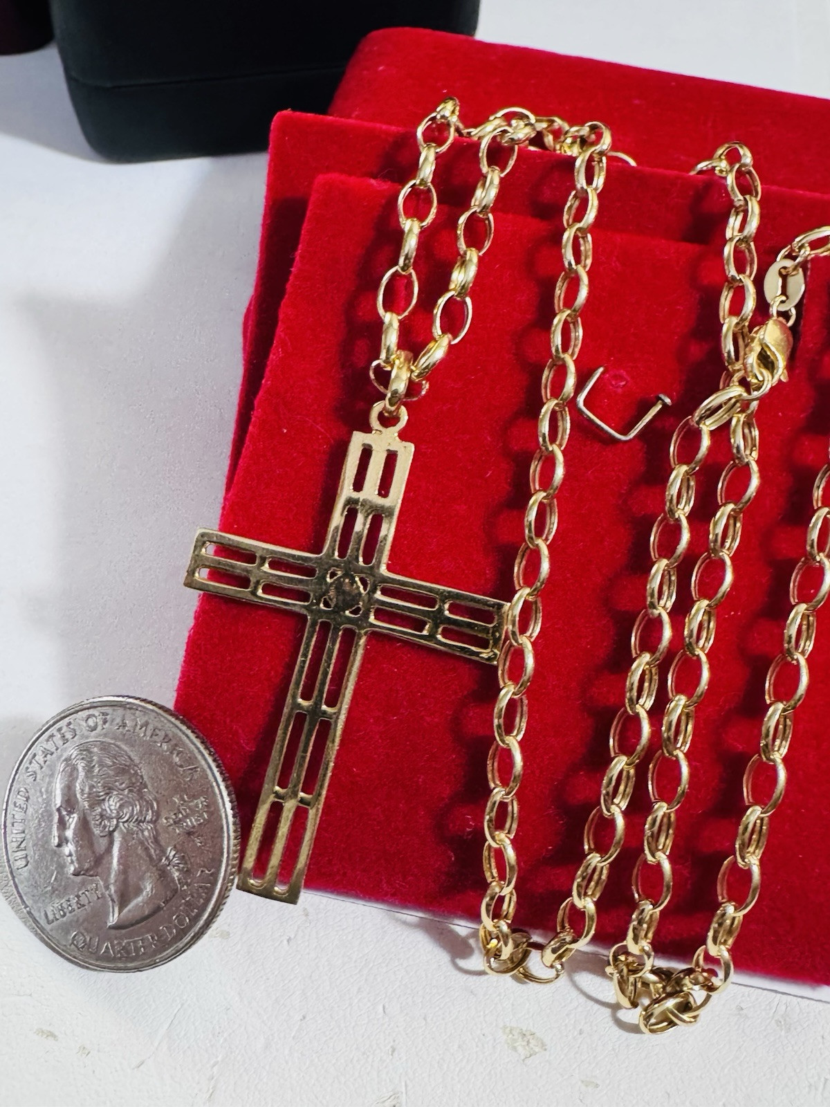18K 750 Fine Yellow Gold Set Cross Necklace 19.5/20” Long 6.5g 3.8mm WOMENS