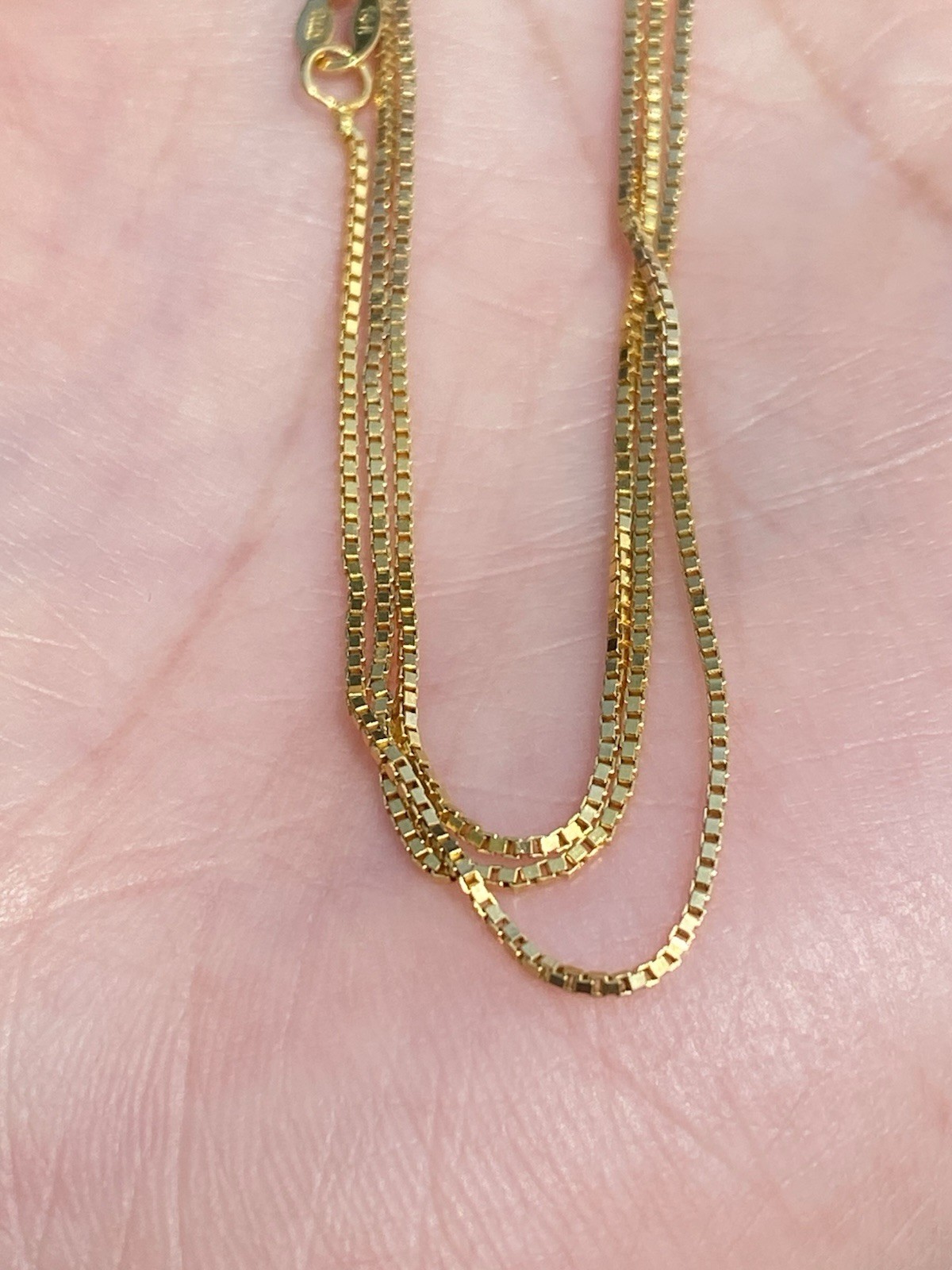 Solid 14K Yellow Gold 0.8mm Box Chain Necklace, 18 Inches, 2.01 Grams