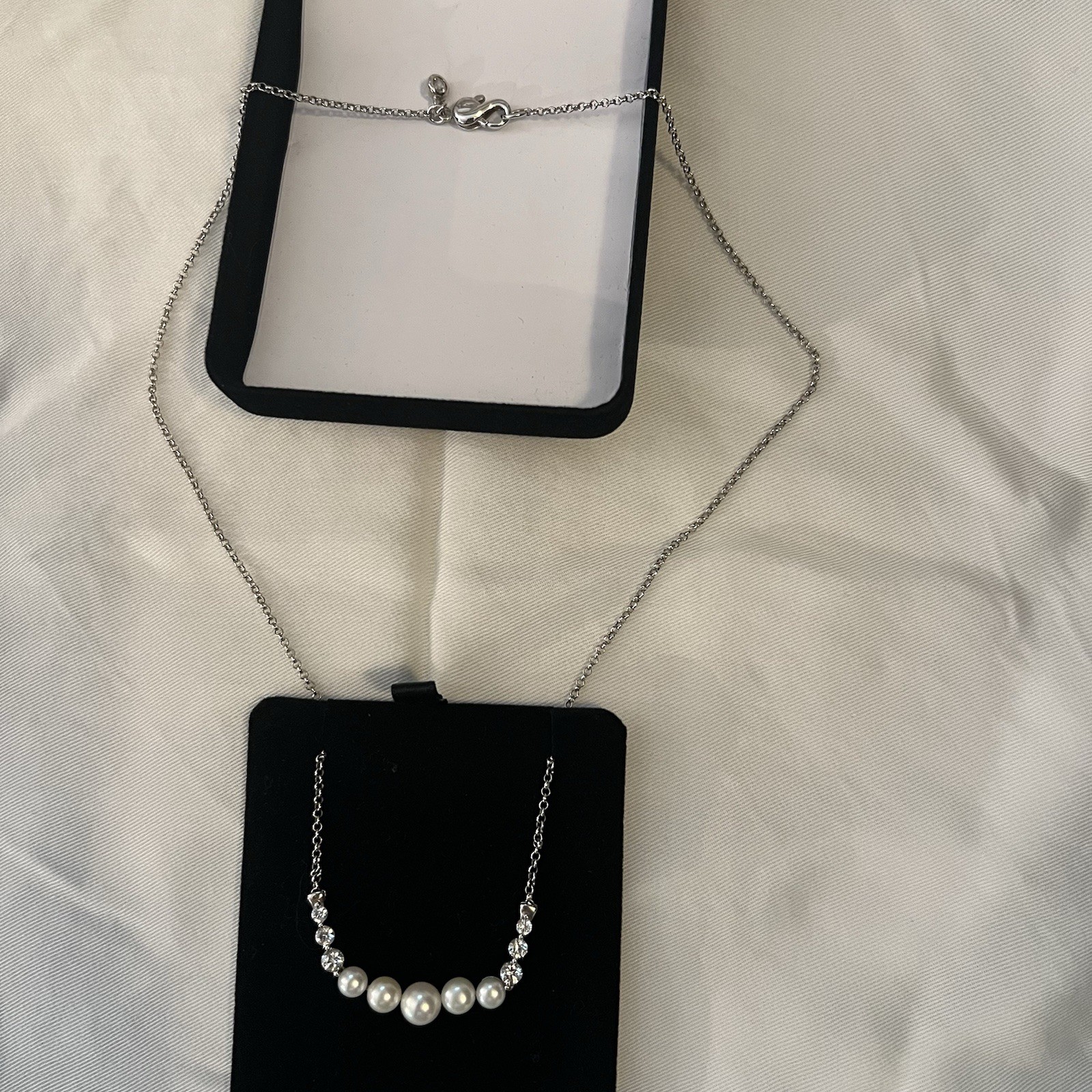 Kay Jewelers Cultured Freshwater Pearl Necklace Sterling Silver 18 inches – NIB