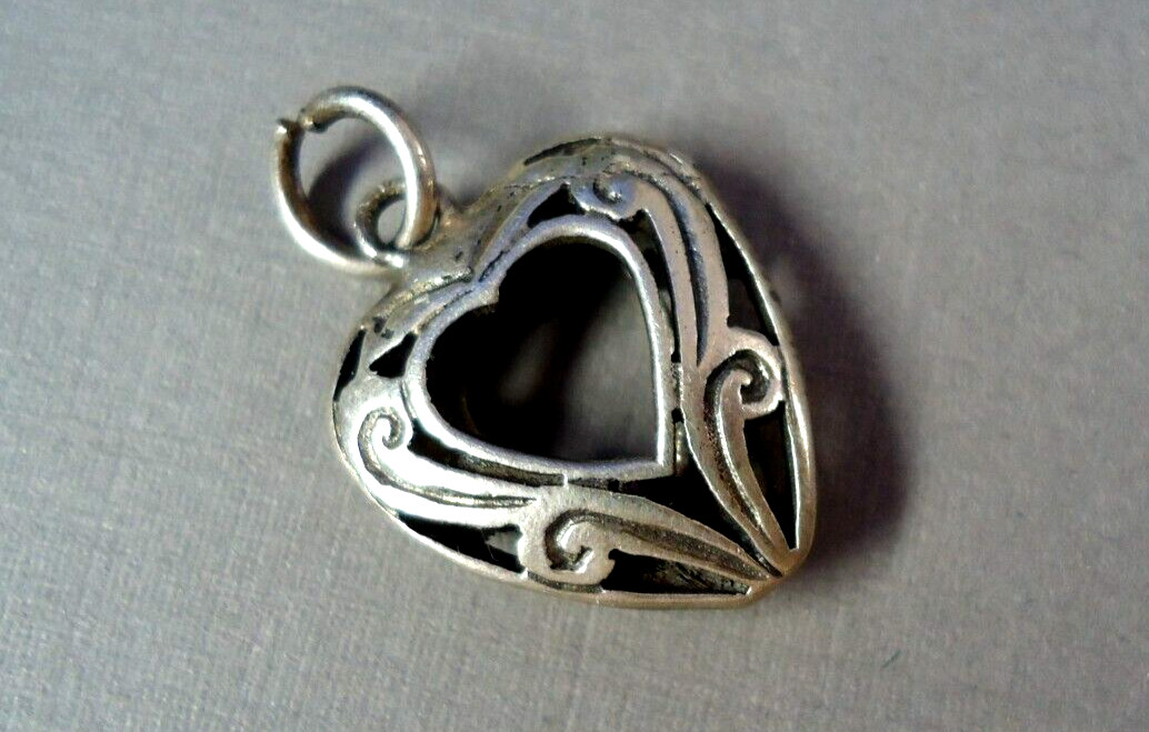Old Unbranded Sterling Silver Openwork Filigree Puffy Heart Charm Pendant