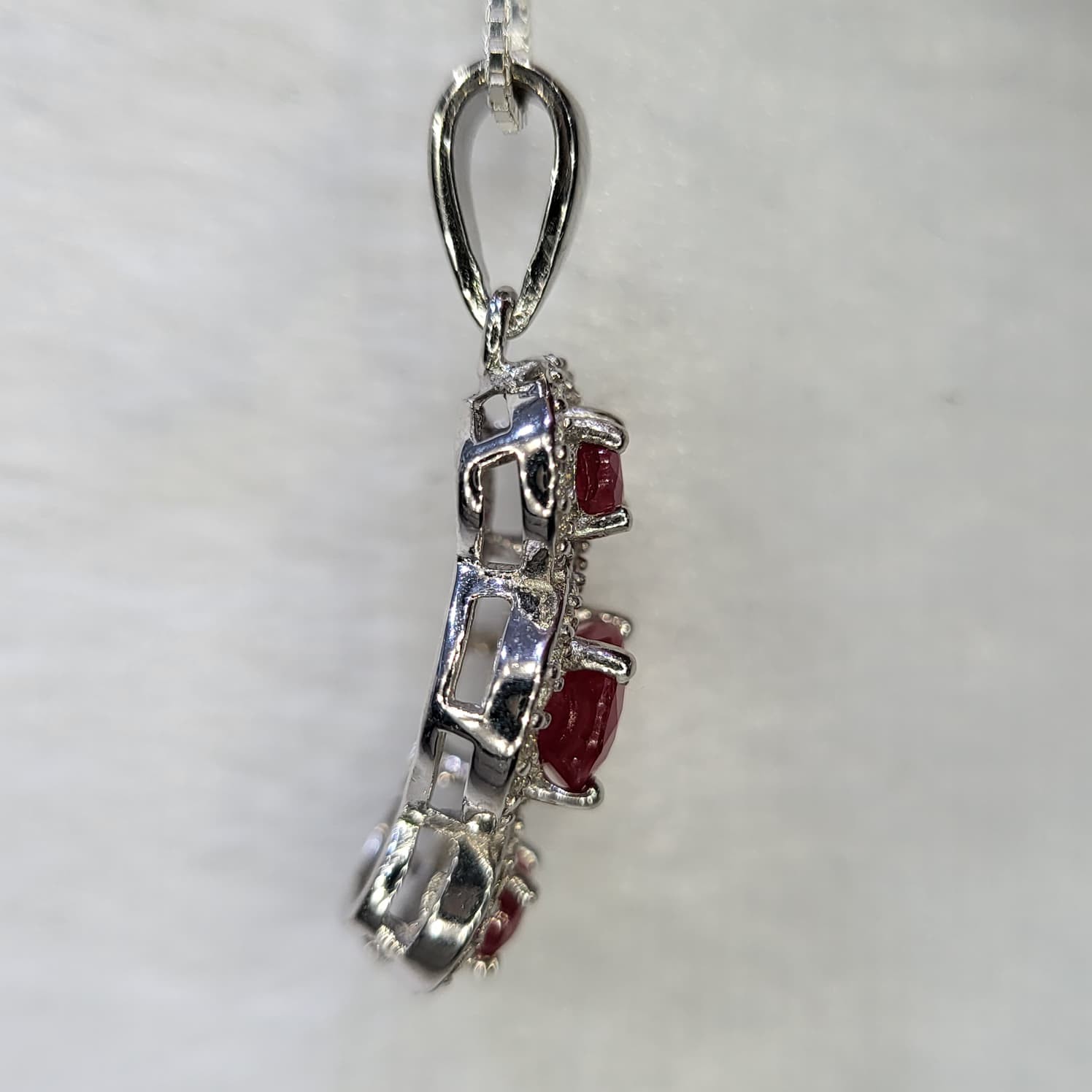 Natural Ruby Gemstone 925 Sterling Silver Pendant Oval Top Blood Red 3.66gm