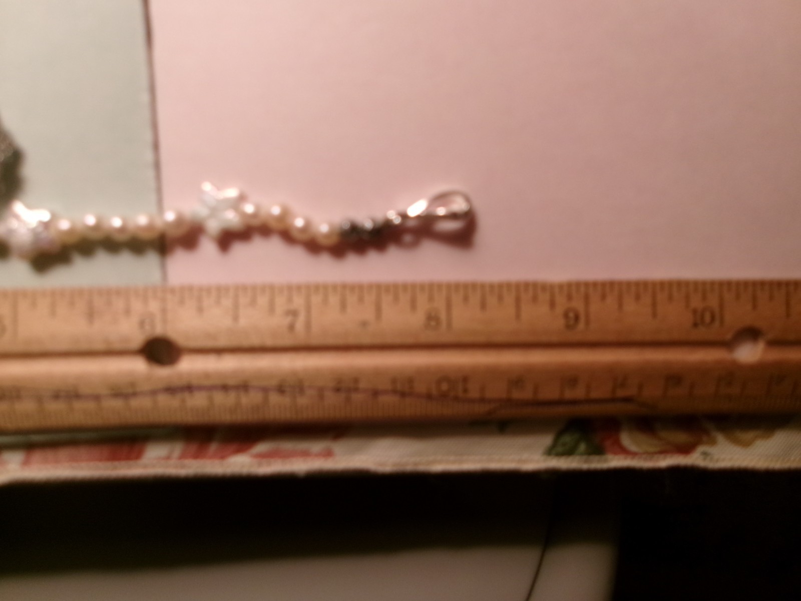 PEARL BRACELET WITH REAL PEARLS I MADE THIS ONE W HITE STARS PINKISH N WHIT