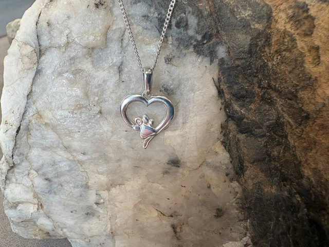 Clogau Welsh Silver & 9ct Rose Gold Paw Prints Heart Topaz Pendant 22″ Wales