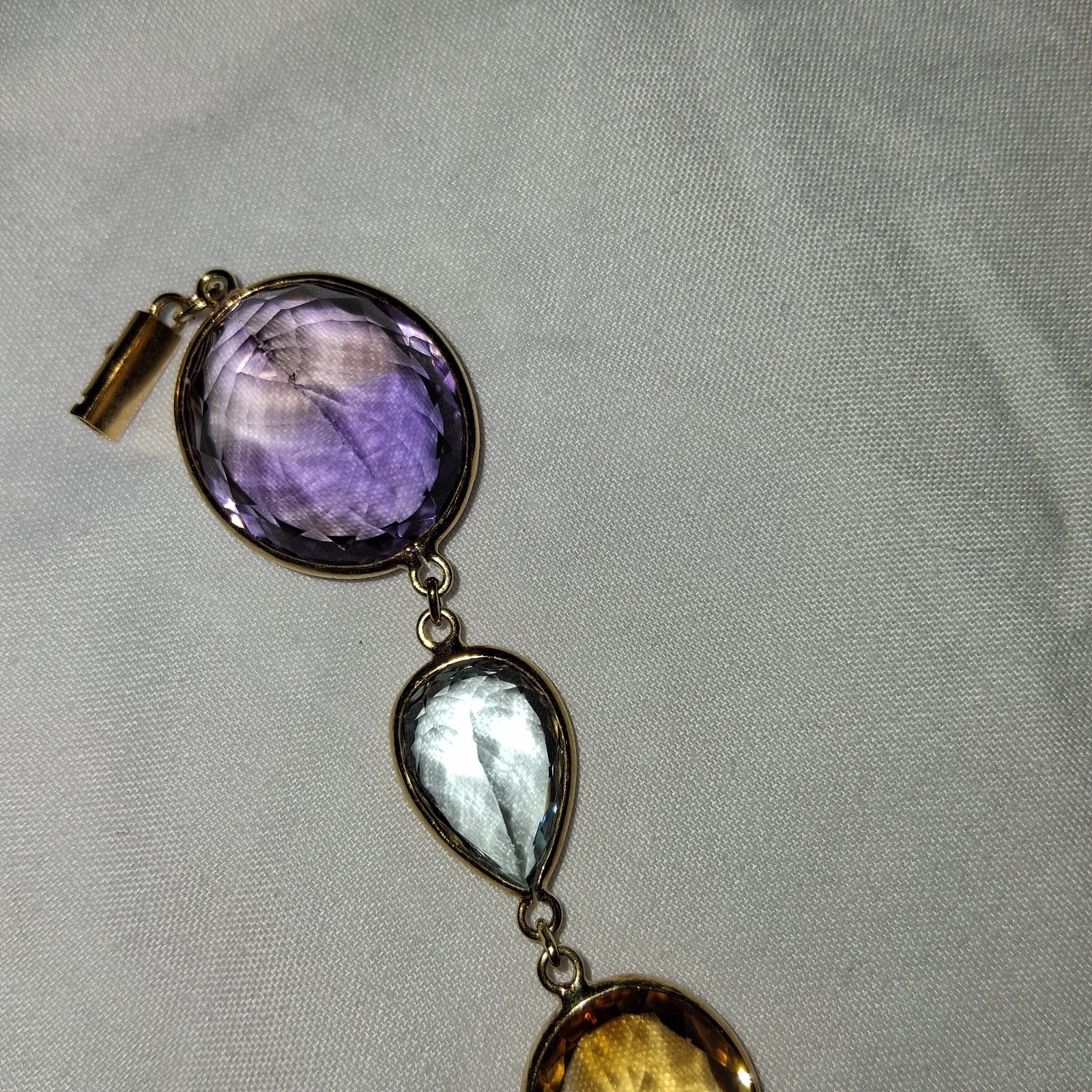 18k Yellow Gold multi color shape stone long necklace