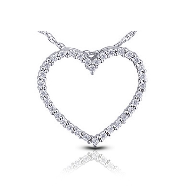 0.67ctw E/VS1 Round Cut Earth Mined Certified Diamonds Platinum Pendant + Chain