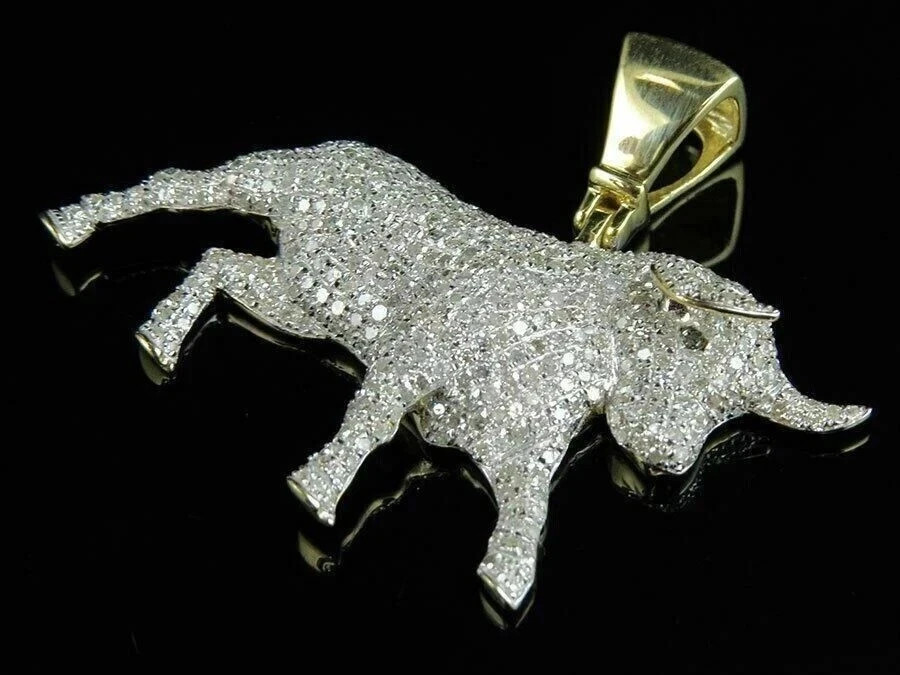 6 Ct Round Cut White Moissanite Bull Hip Hop Pendant 14K Yellow Gold Plated