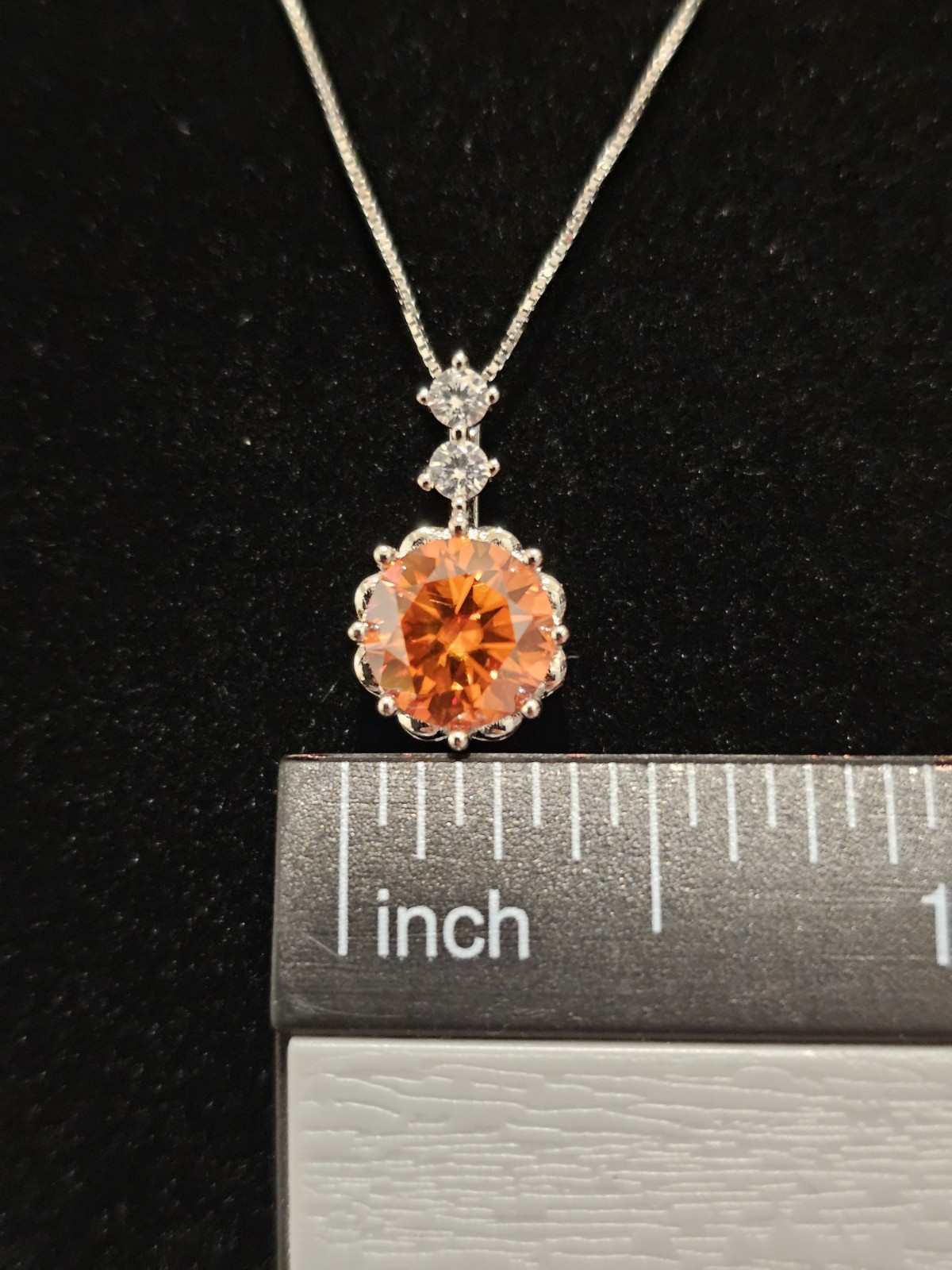 1 Carat Orange Moissanite Pendant AU750 18k White Gold (pendant Only)