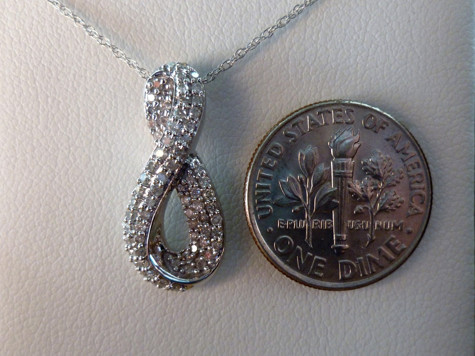 1/2ct White Diamond Journey Infinity Pendant Necklace 10K Gold 18″ Chain