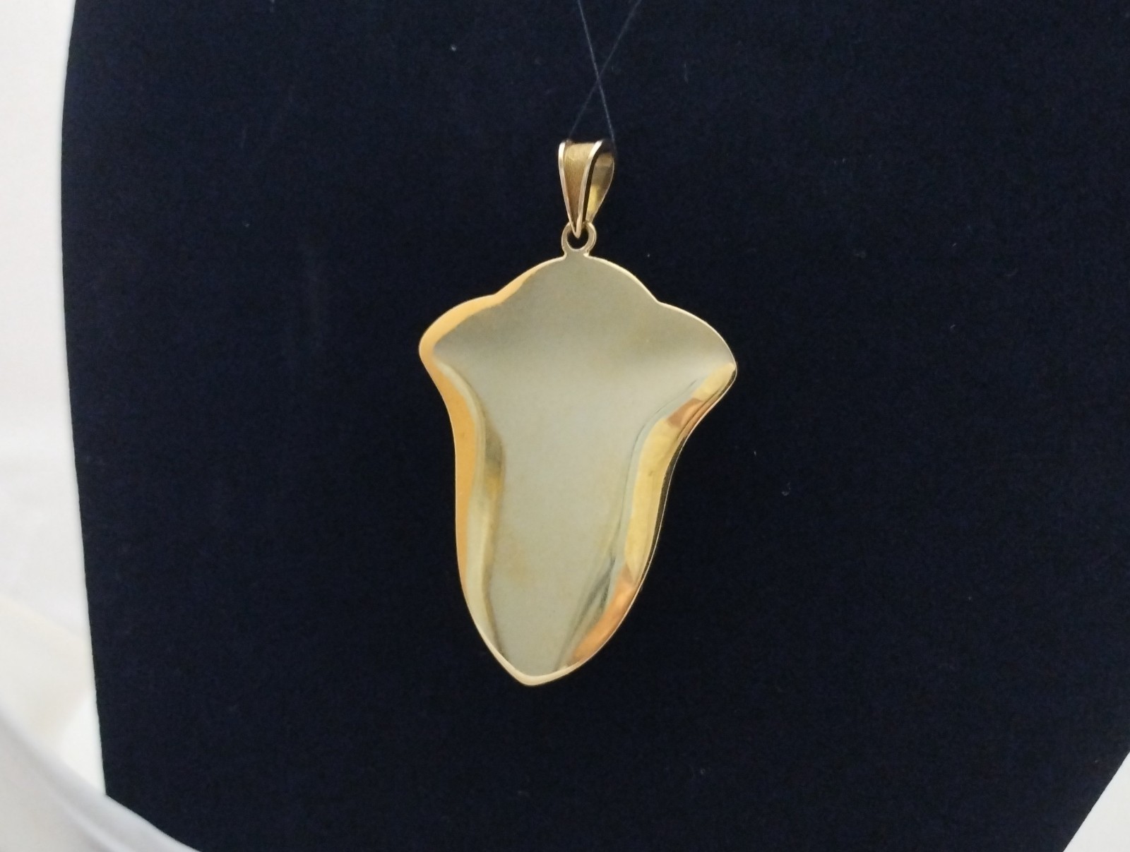 Antique Art Nouveau Period Hand Painted Enamel 19.2k Yellow Gold Shield Pendant