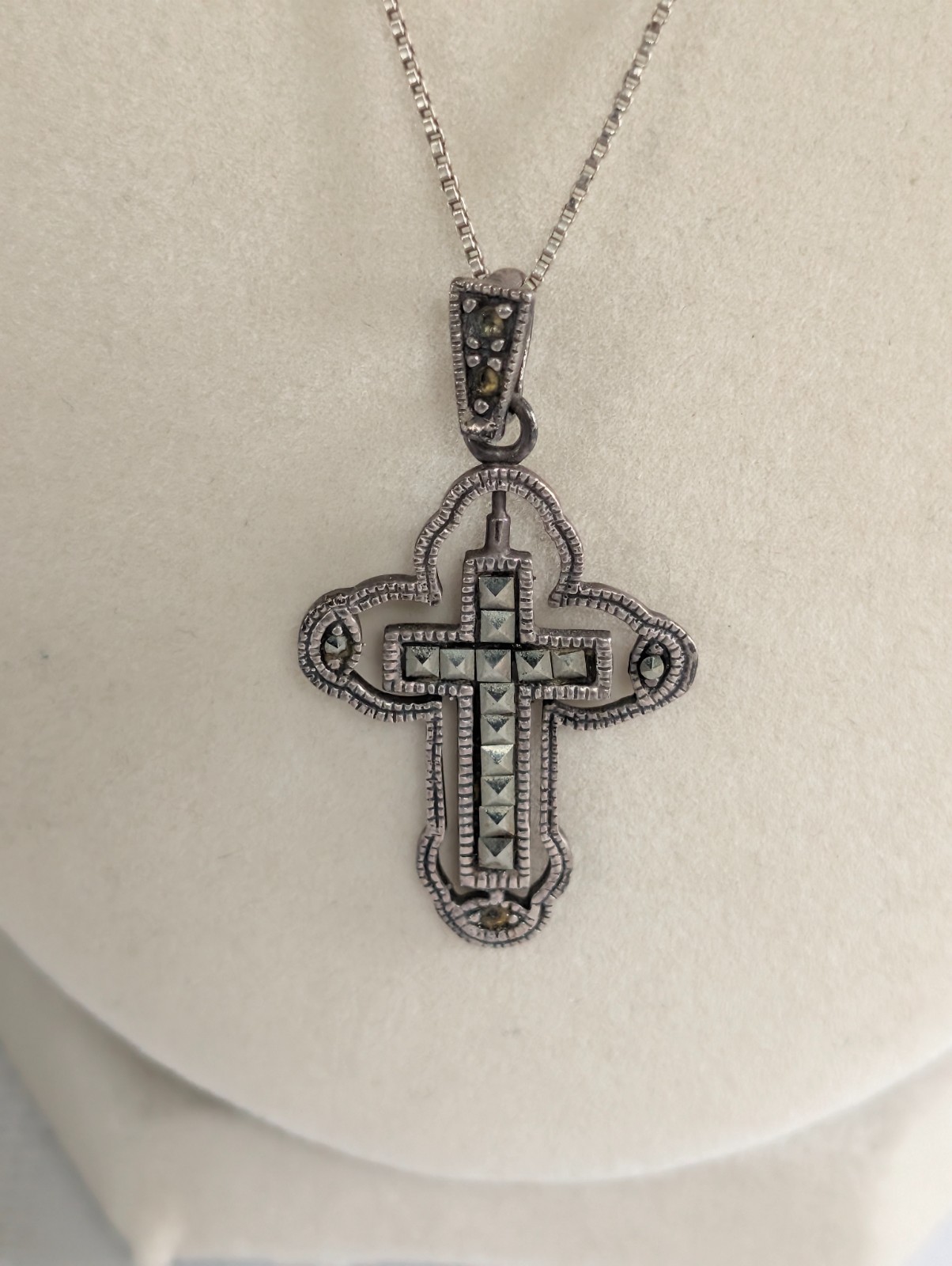 Vintage Sterling Silver Real Marcasite Gem Cross Pendant Box Chain Necklace 20″