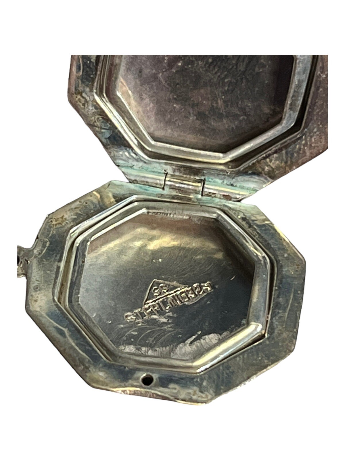 Sterling Silver Etched Octagon Shaped Photo Locket Pendant 9.87 Grams