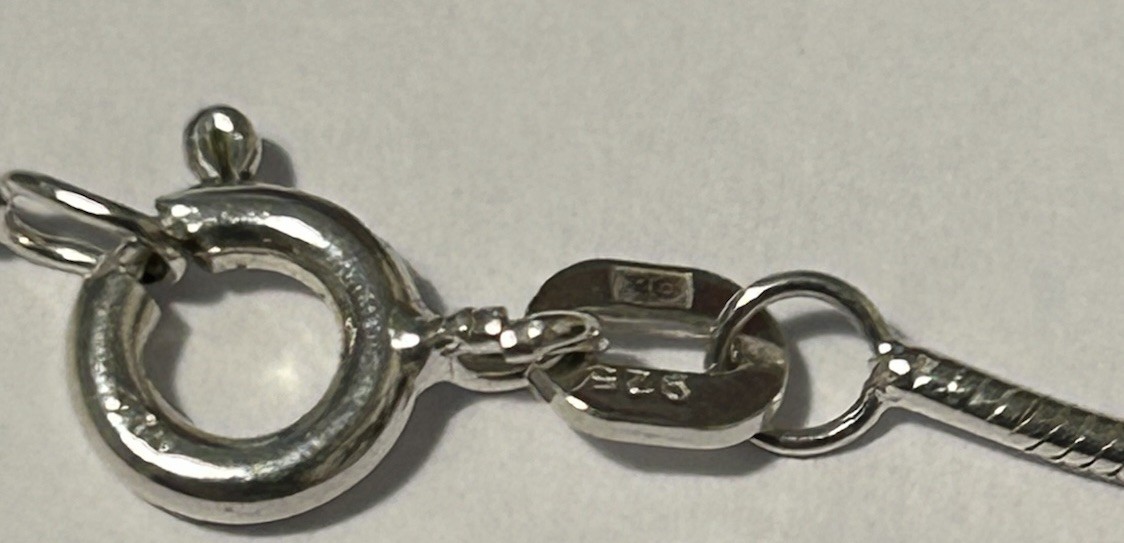 Vtg Sterling Silver 4cm Modernist Pendant on 40cm Snake Chain (7.28g)