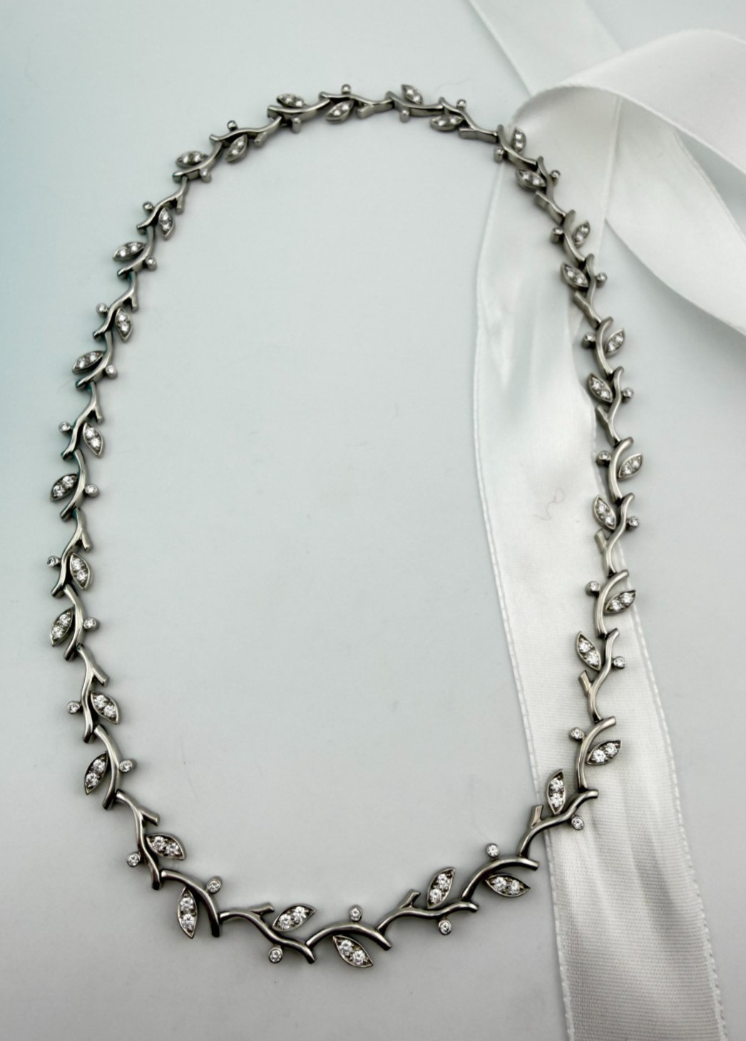 Tiffany & Co. Garland Diamond Necklace Platinum +2.25ct +100 Diamonds 17in 52g