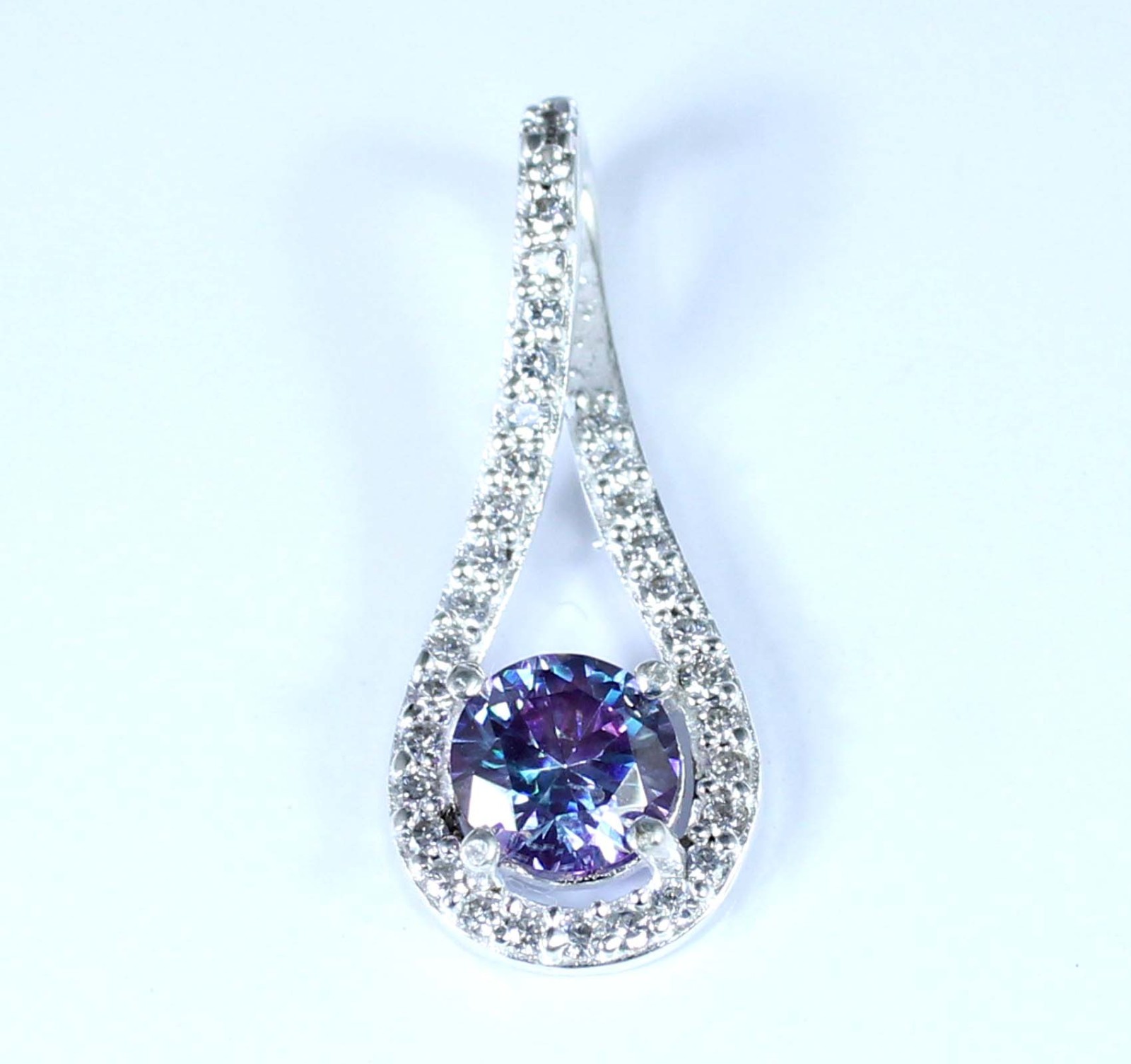 Purple Diamond Solitaire 1.30 Carat Round Cut Certified Latest Design Pendant
