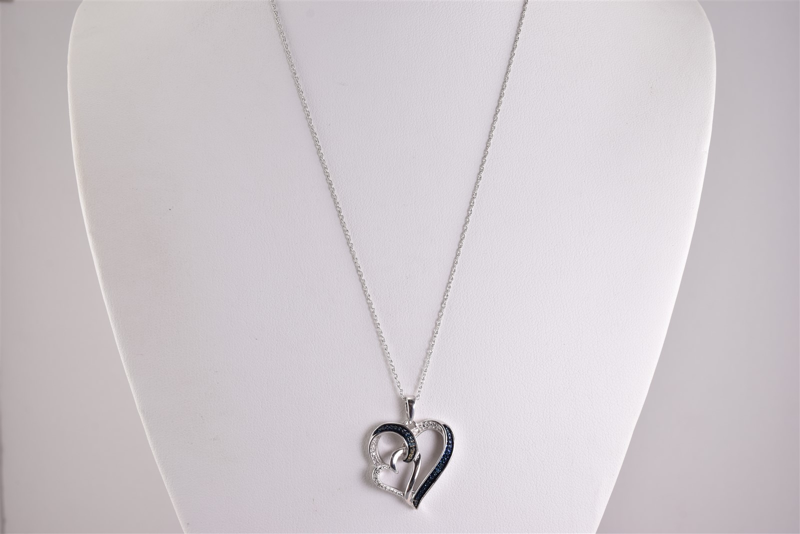Sterling Silver 26mm x 22mm Blue & White Diamond Swirled Heart Pendant 18″ Chain