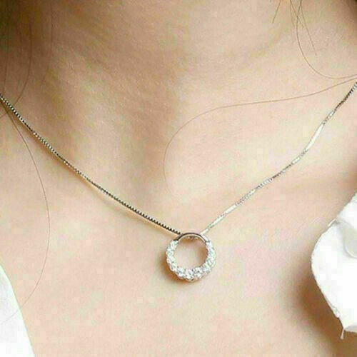 2Ct Round Cut VVS1 Diamond Women’s Circle Pendant Necklace 14K White Gold Finish