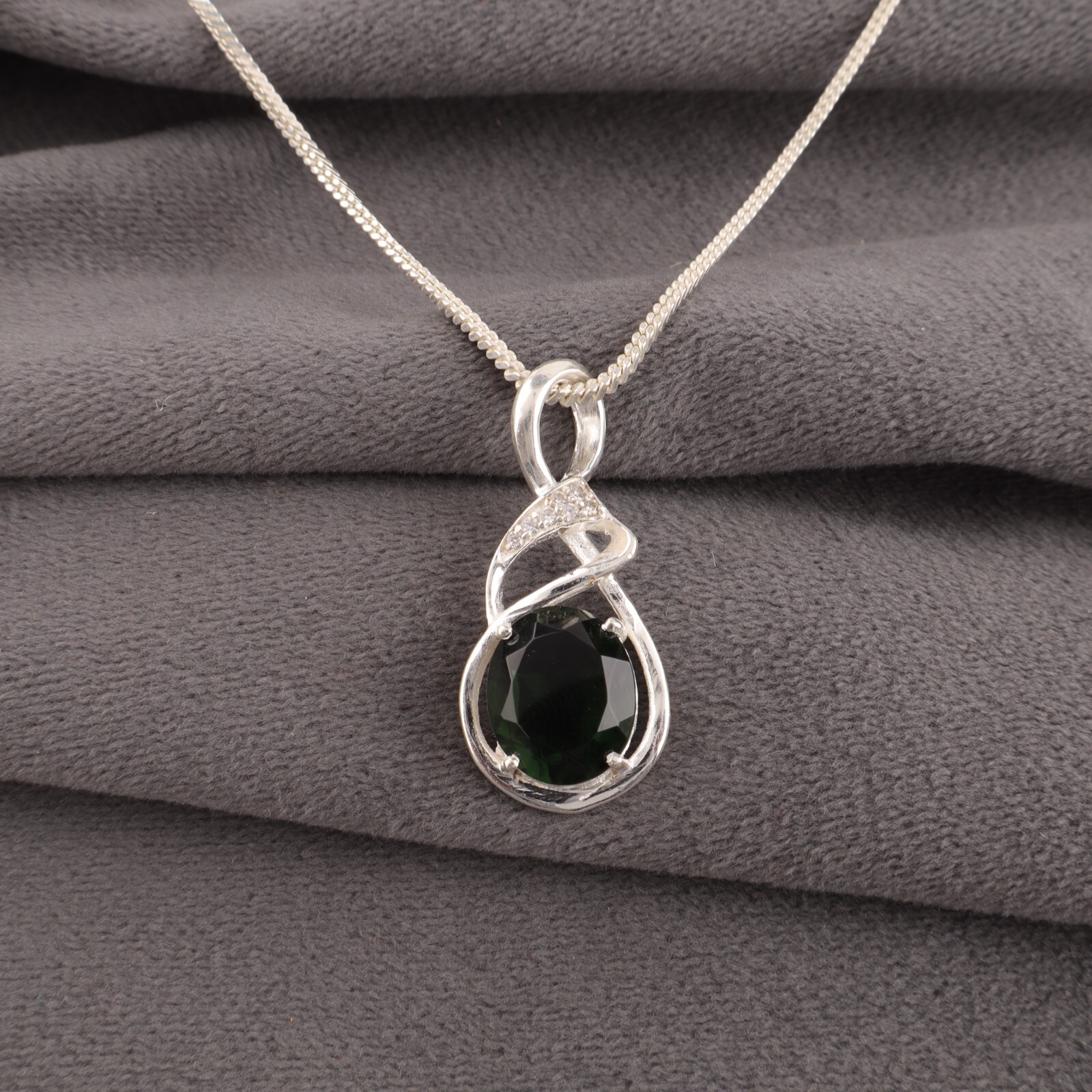 Green Tourmaline Gemstone 925 Sterling Silver Jewelry Zircon Chain Pendant1.22″