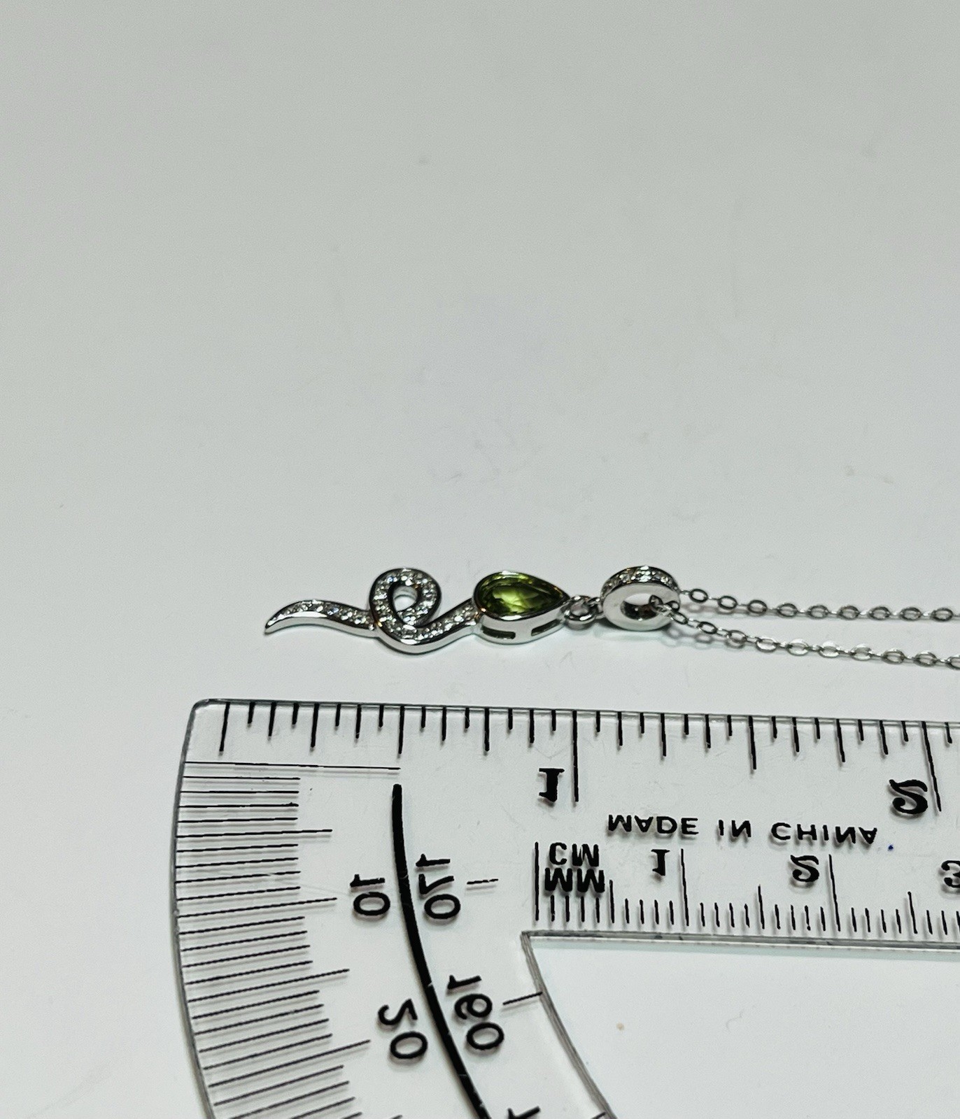 925 Sterling Silver Natural Bamboo Green Peridot Snake Pendant Necklace