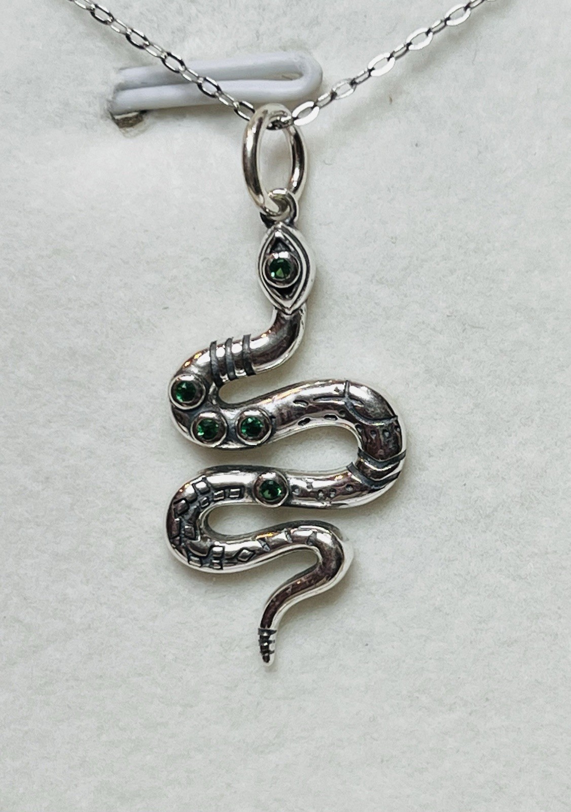 Real 925 Sterling Silver Green Crystal Rattle Snake Pendant Necklace