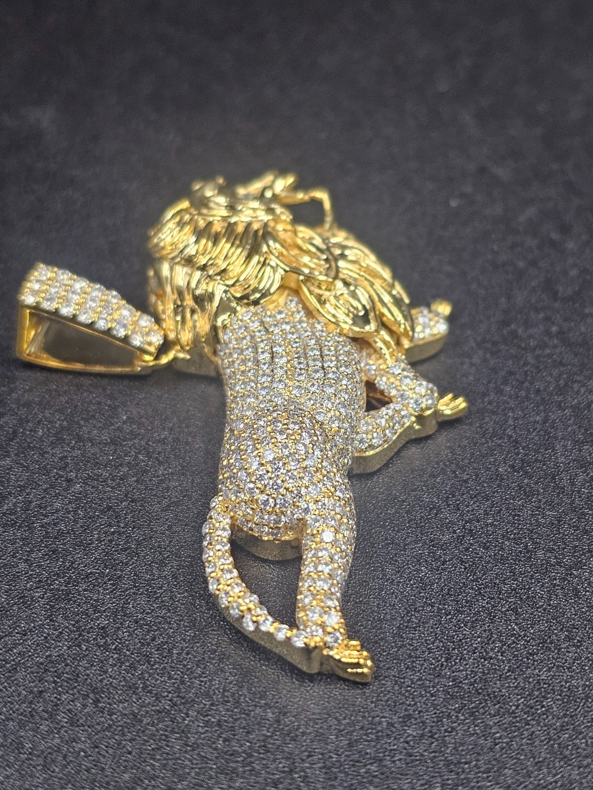 4.50Ct Round Cut Tester Pass Moissanite Men’s Lion Charm Pendant 925 Sterling