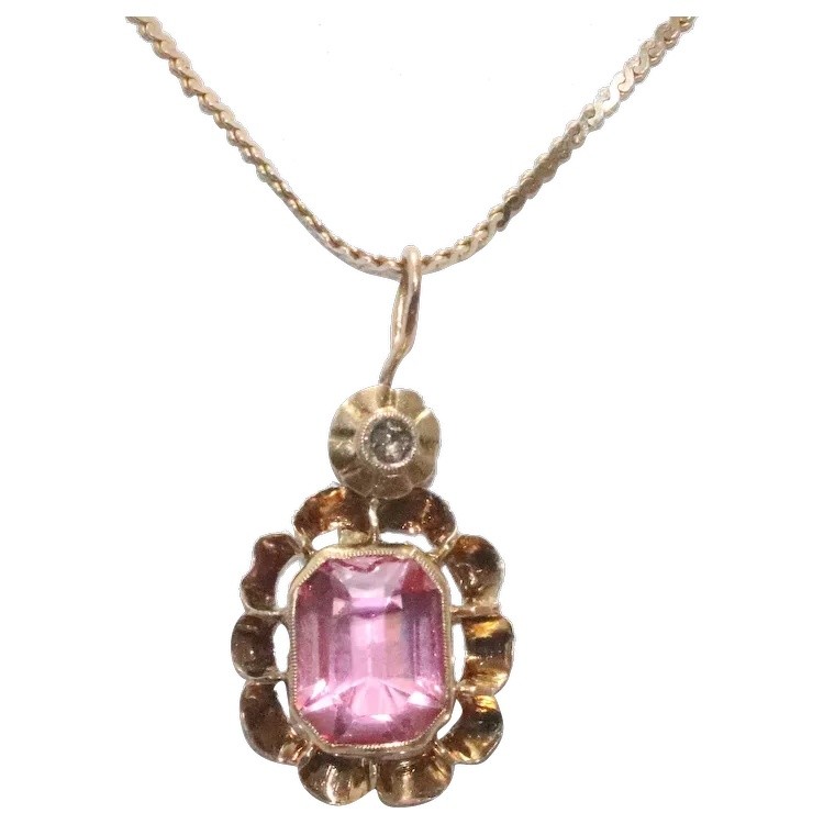 Vintage 14KT Yellow Gold Lab Created Emerald Cut Kunzite Necklace