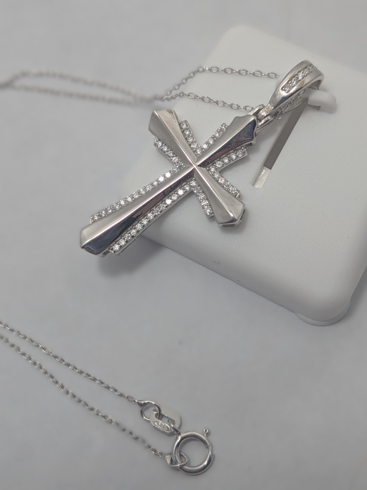 925 Solid Sterling Silver & Moissanite 1.5″ Cross on 925 Silver Necklace 16-18″