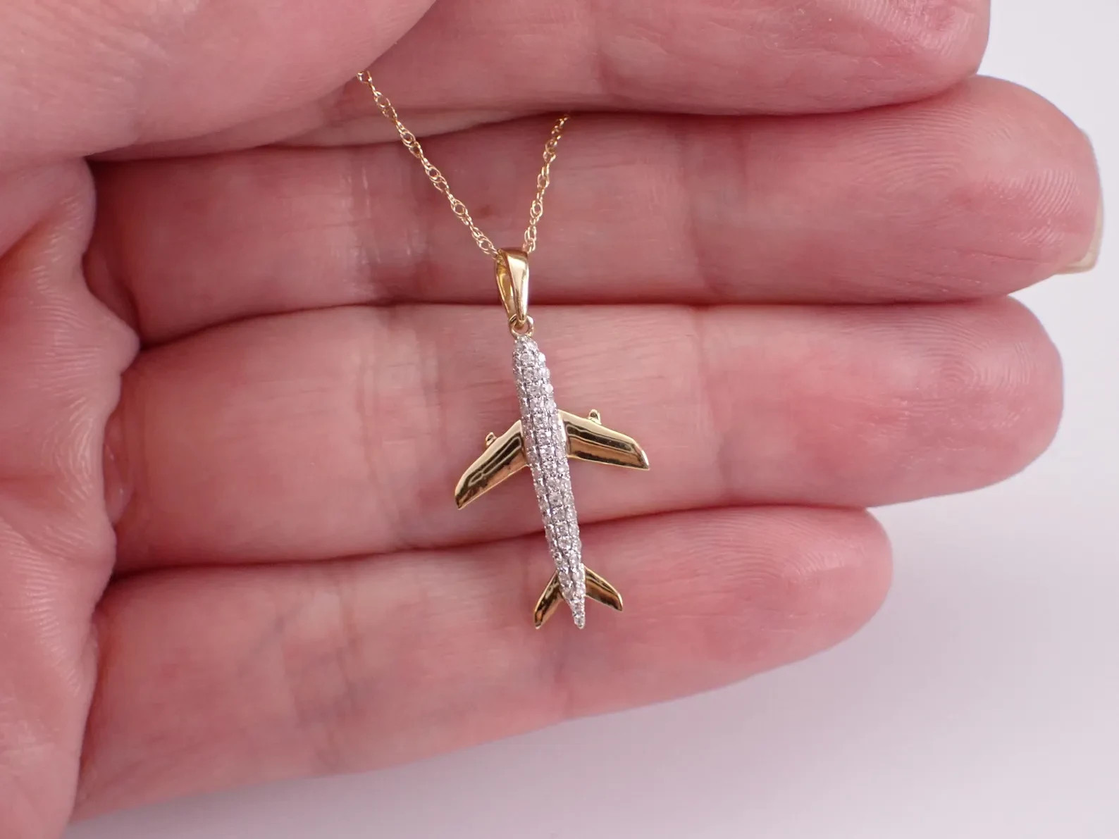 0.40 Ct Round Moissanite Airplane Pendant Womens Necklace 14K Yellow Gold Plated