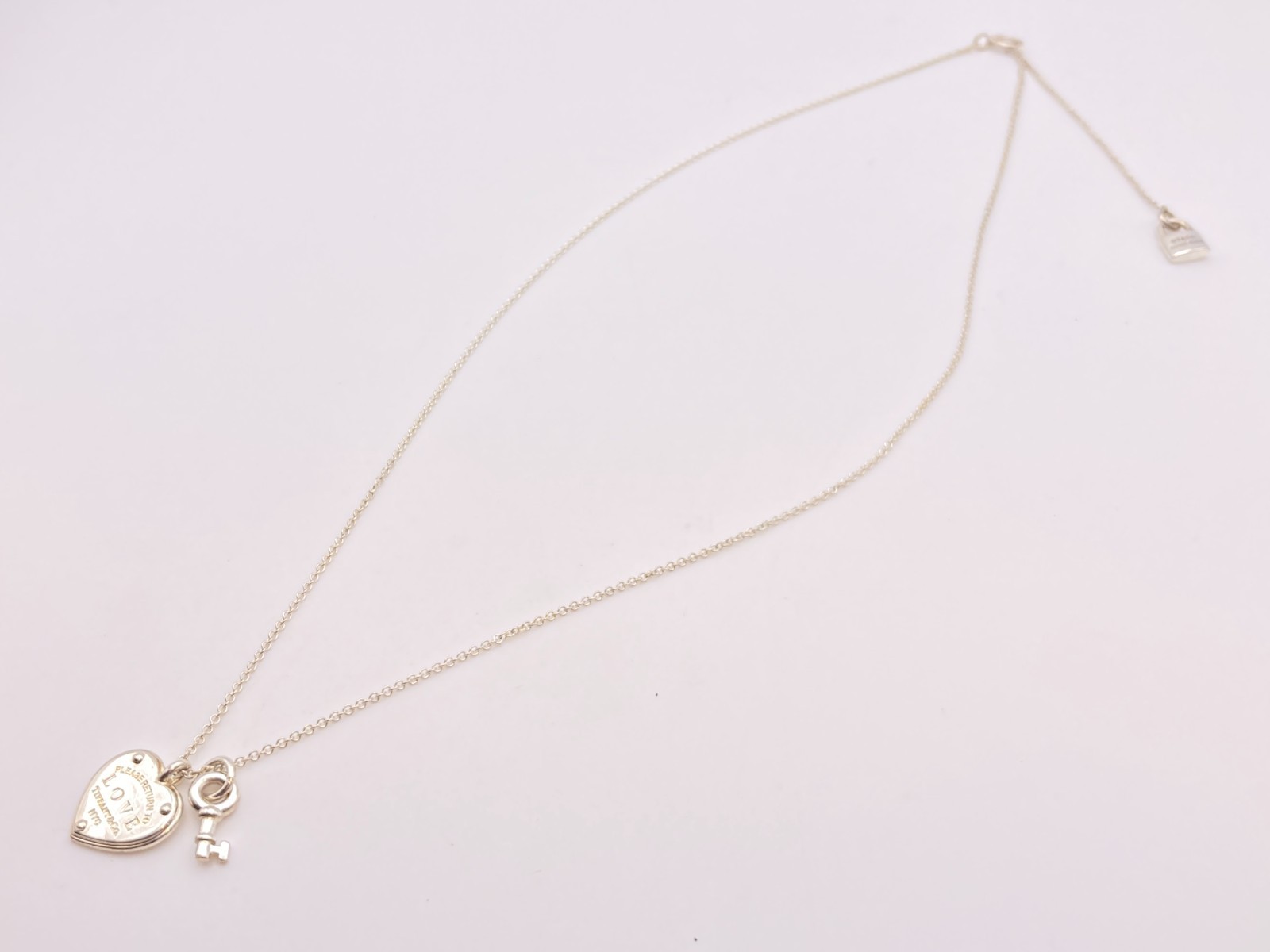 Tiffany & Co. Return to LOVE Heart Tag Key Padlock 3.9g Necklace 16-18″ silver