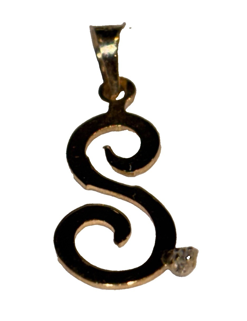 Women’s 14K Yellow Gold Custom Made “S” Letter Pendant/Charm With Round Diamond