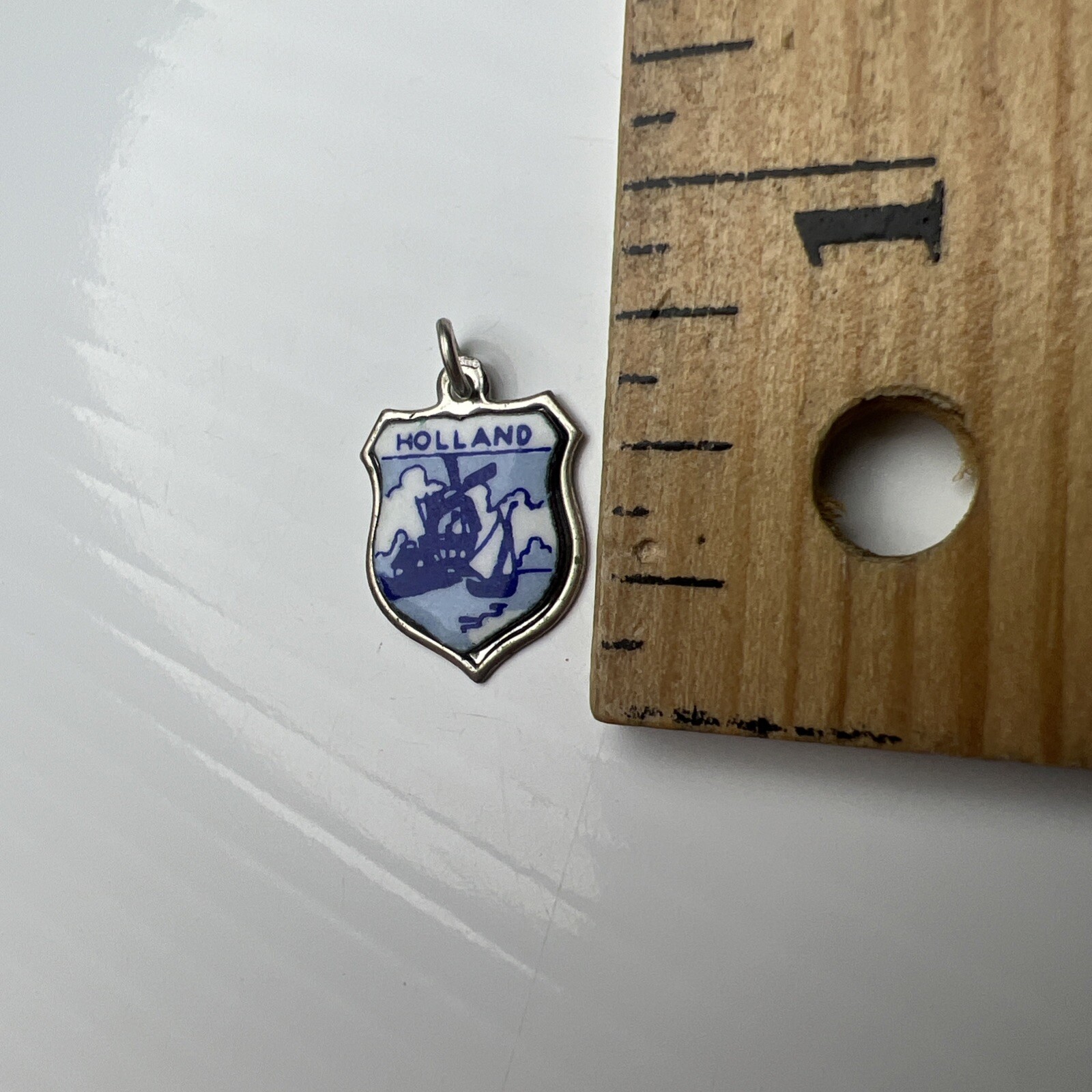 835 Sterling Silver Retro Pendant Charm Holland Enamel Windmill Blue Shield