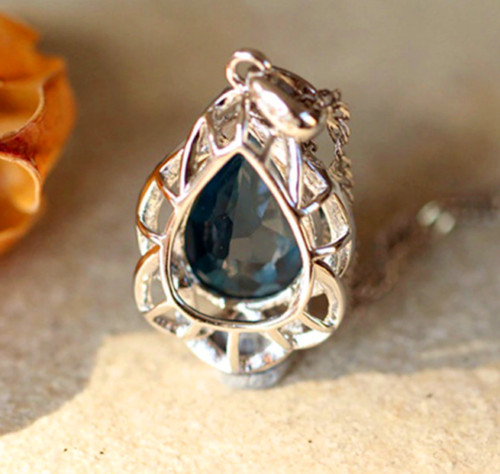 3 Ct Pear Cut London Blue Topaz Halo Pendant 14k White Gold Finish Free Chain
