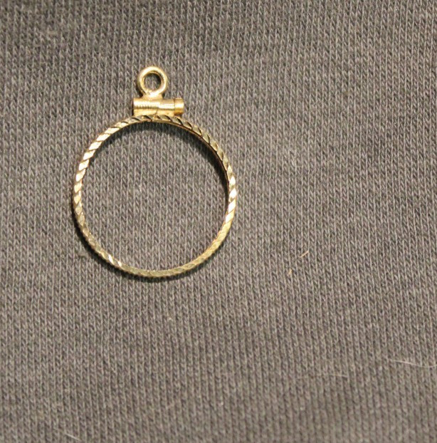 14K BEZEL FOR MEXICO 5 PESO GOLD COIN. SCREW TOP / DIAMOND CUT. N.O.S.!