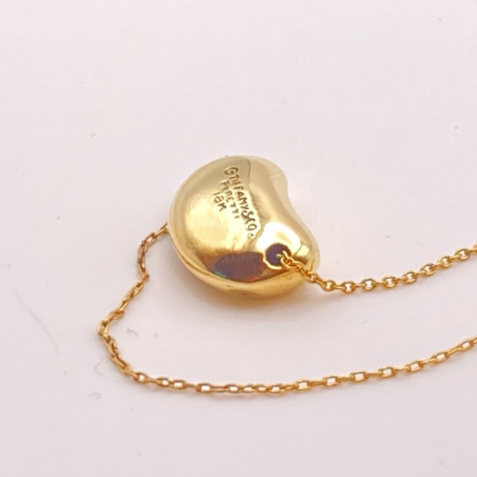 Tiffany & Co. 16mm Gold Bean Pendant Necklace 16″ Elsa Peretti 5.7g