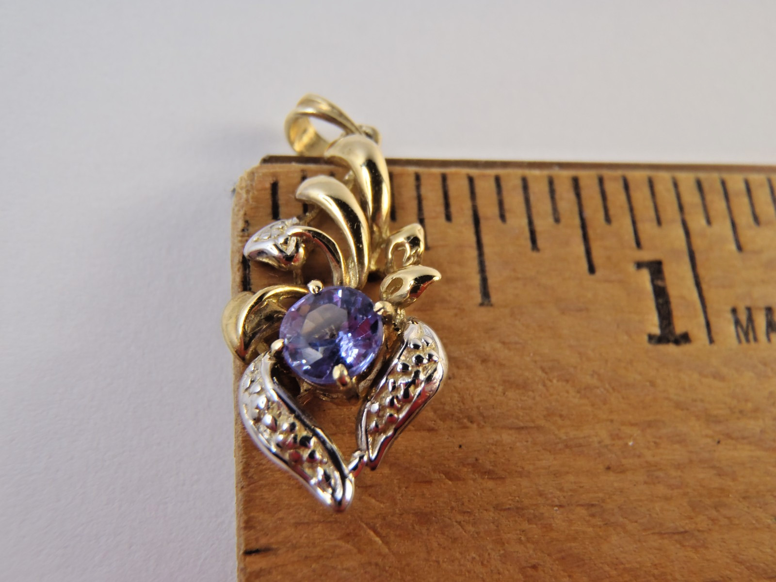 Solid 14k Yellow Gold Tanzanite Pendant 1.4 Grams 26mm x 11mm
