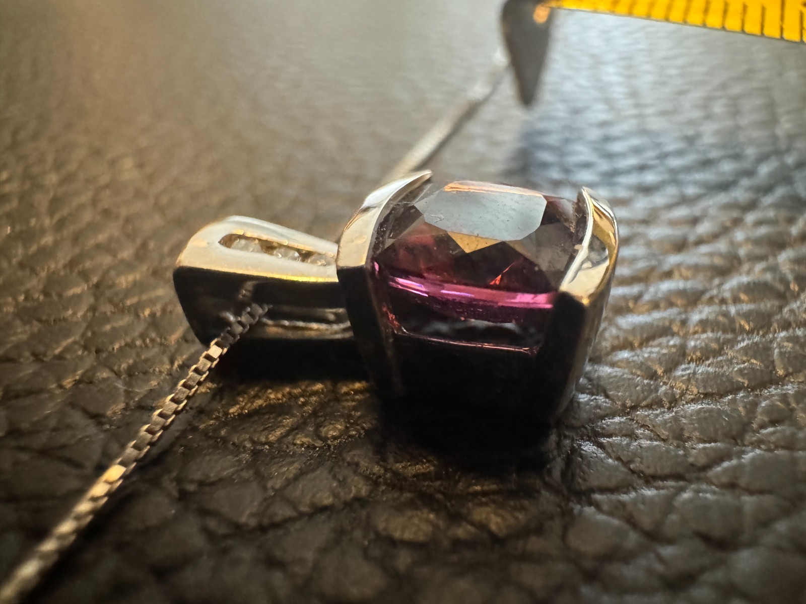 14K White Gold Rhodolite Garnet & Diamond Pendant Necklace – New, Never Worn