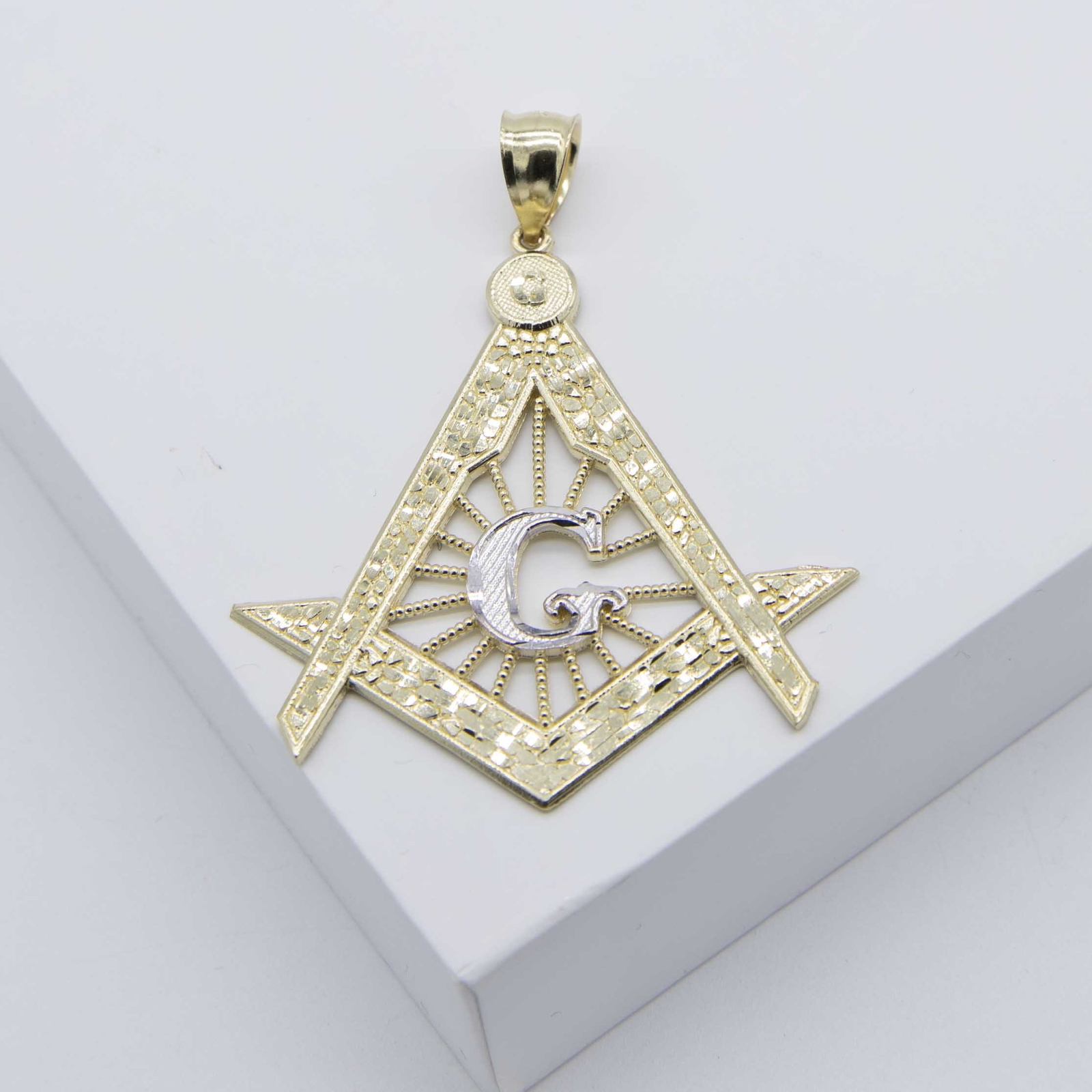 2 1/4″ The Square and Compasses Masonic Pendant 10K Yellow White Gold