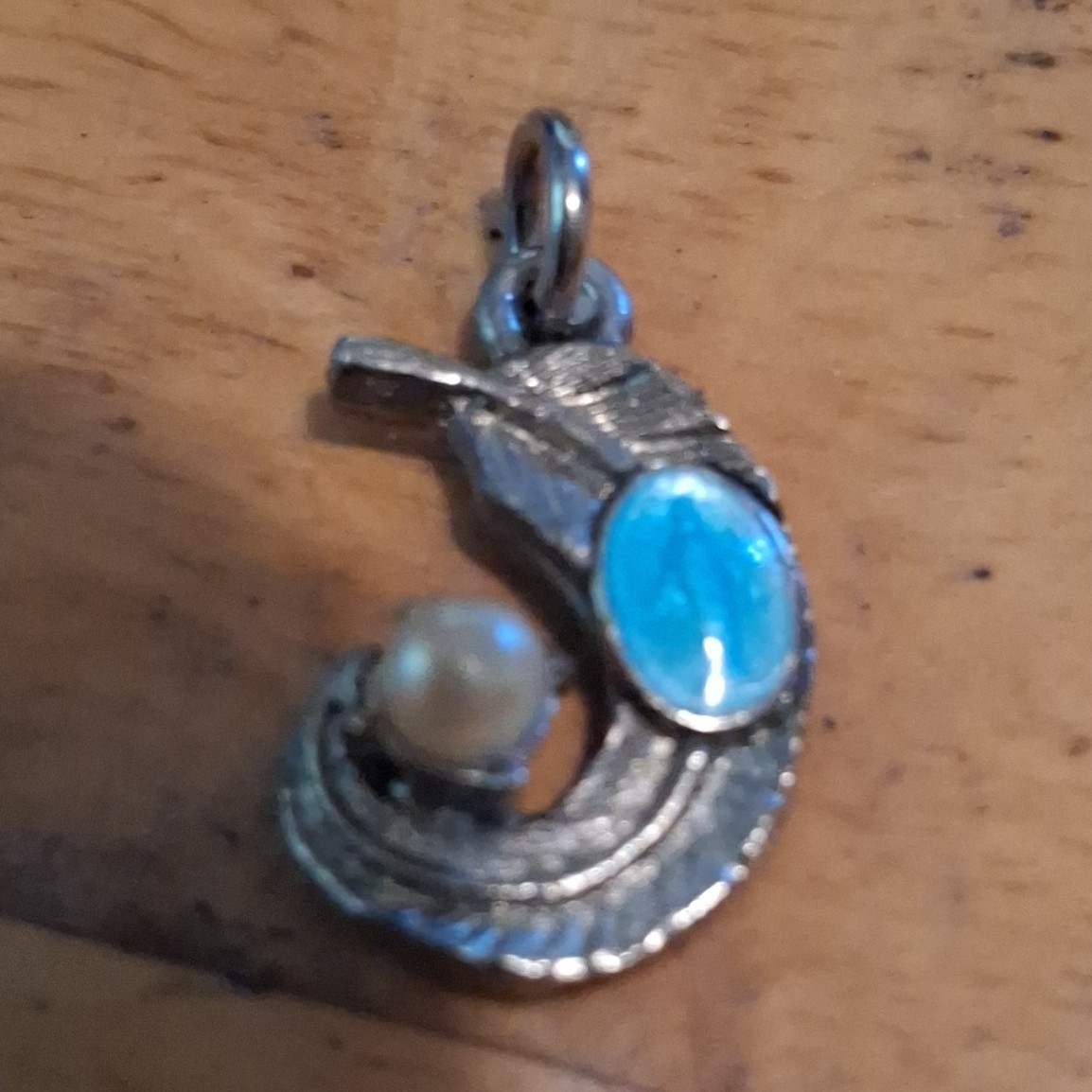Silver Tone Oval Turquoise Bezel Pendant Charm w/ Pearl Accent Blue/White