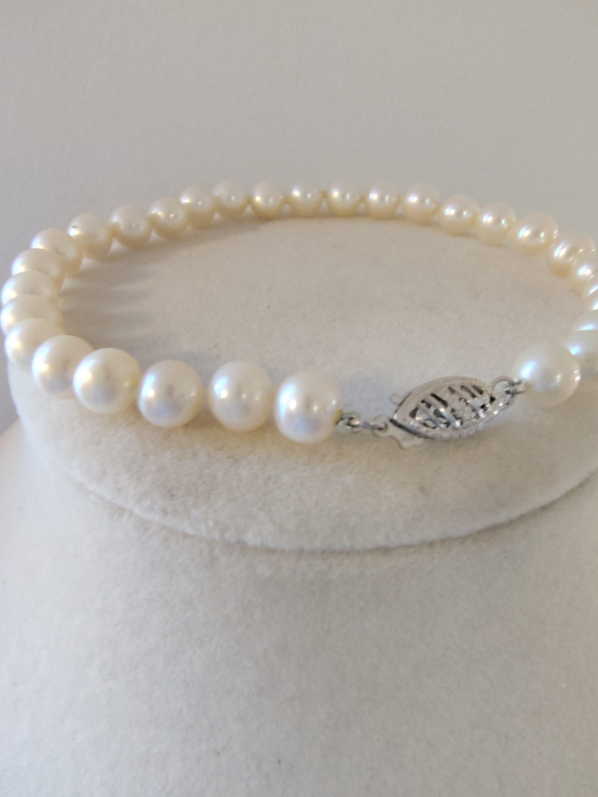 Vintage 14K White Gold Cultured Pearl Strand Bracelet 7″ Hand Knotted Filigree