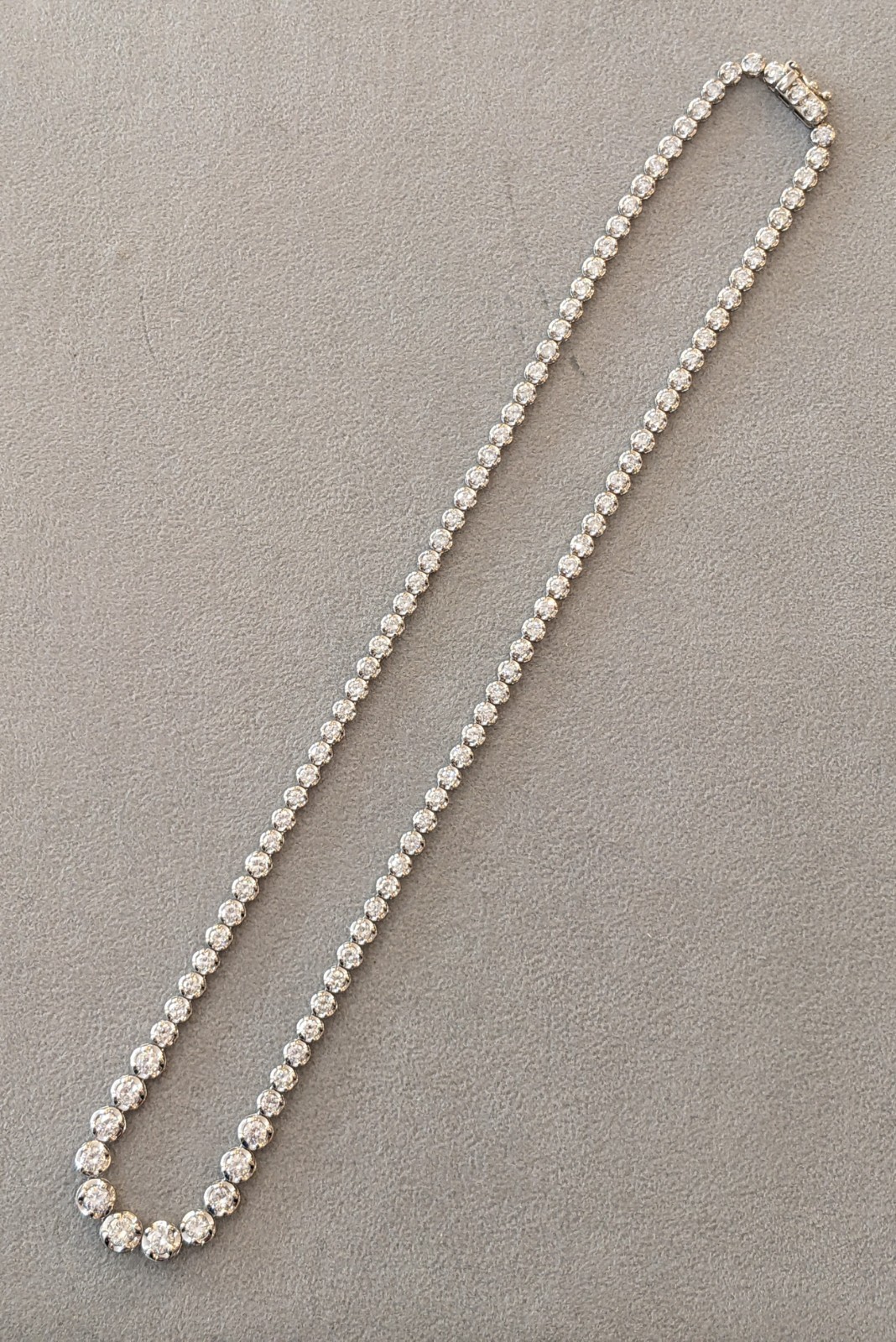 10.01 cttw Natural Diamond Graduated Tennis Necklace in Platinum – HM2816ZI