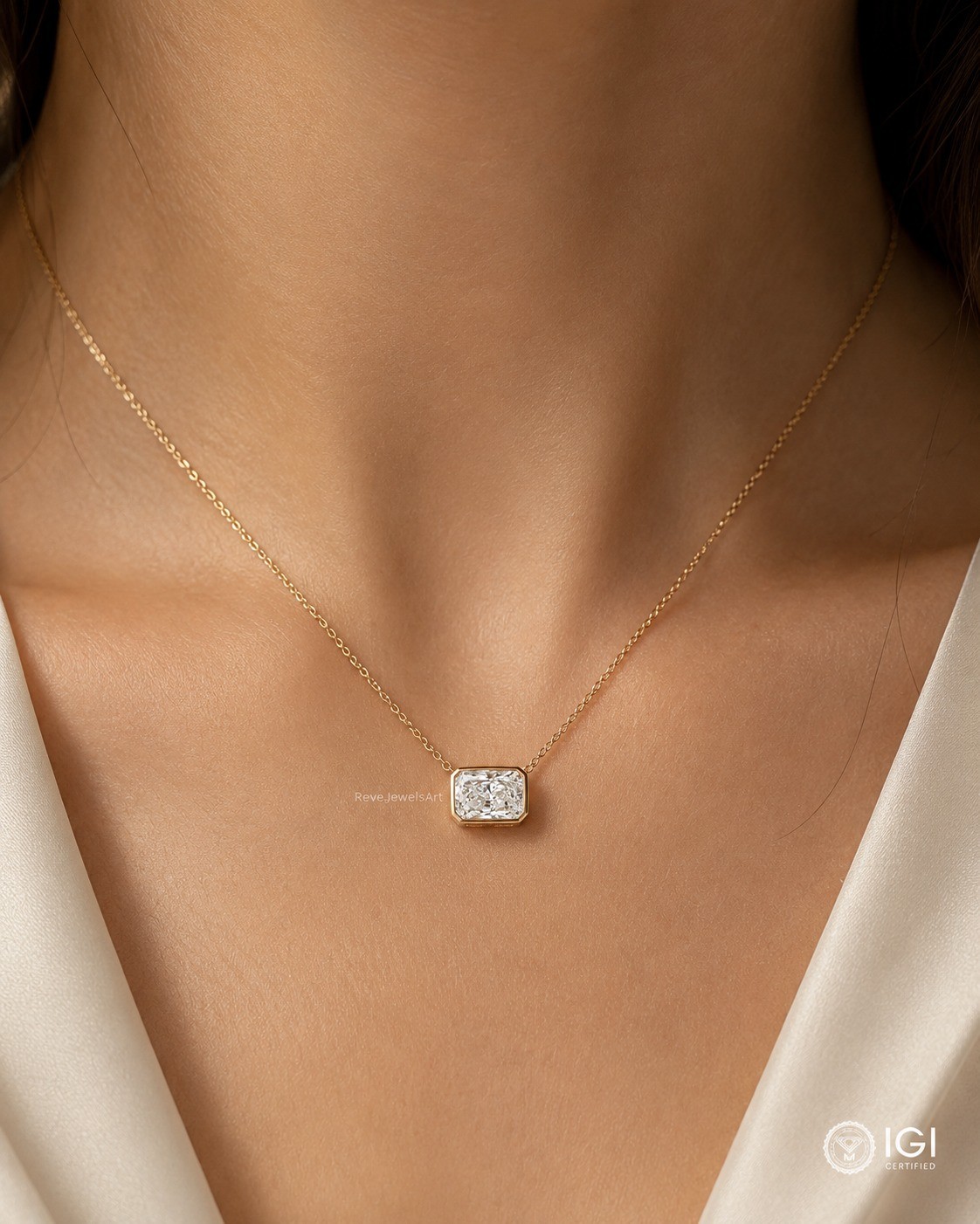 IGI 2 CT Radiant EF/VS1 Lab Grown Diamond Wedding Charm Pendant 14k Yellow Gold