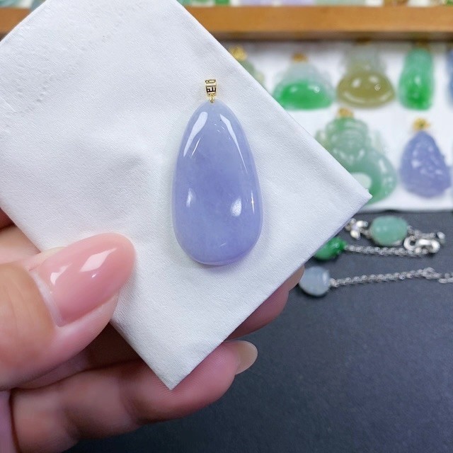 Grade A 100%Natural Untreated Myanmar Violet Purple Jadeite 18kgold Jade Pendant
